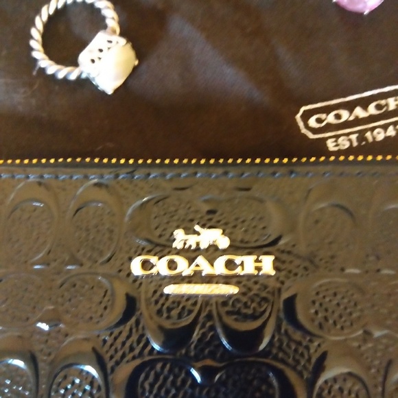 Coach wristlet - Picture 4 of 8